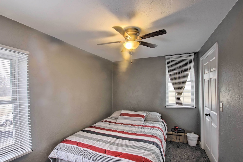 Spacious Sheboygan Home w/ Grill & Fire Pit! view 4