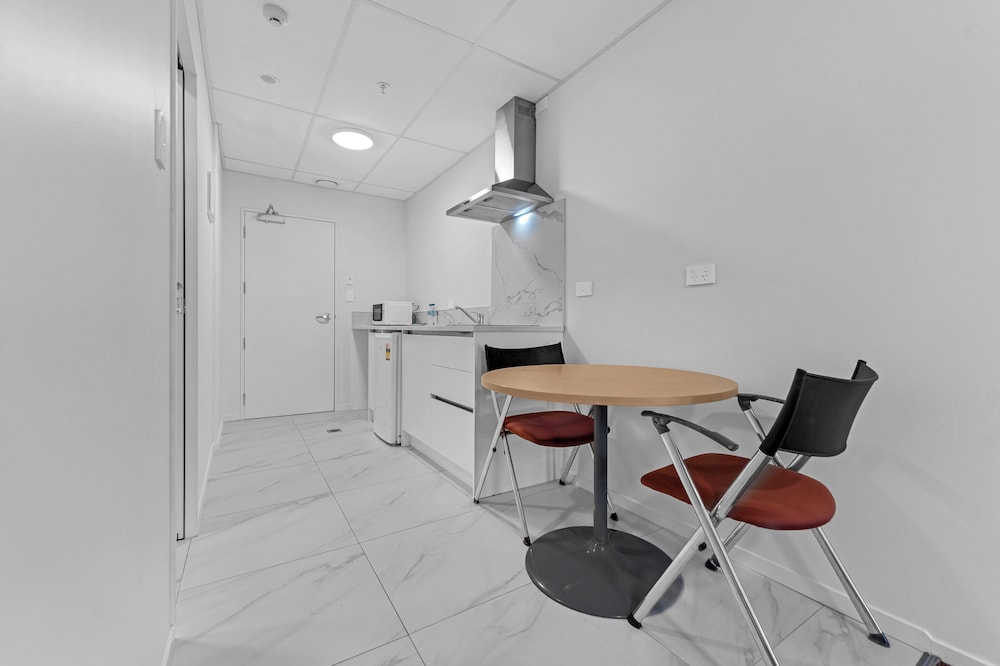 Onehunga Suites