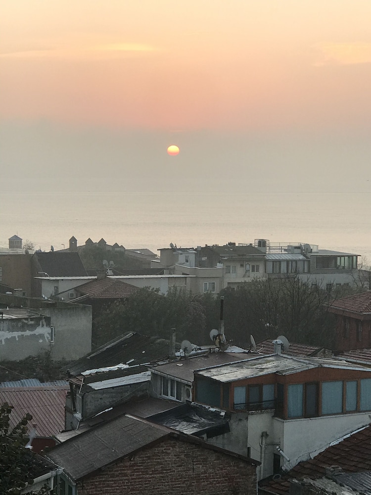 Emine Sultan Otel - Image 11