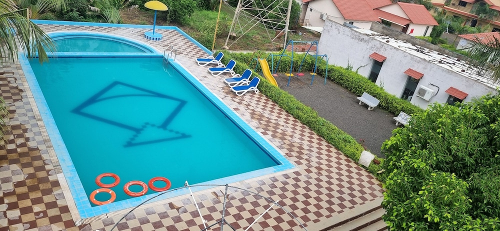 PATANG FAMILY RESORT