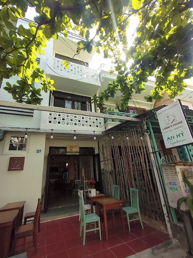 Lanni House