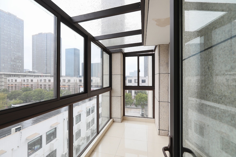 CJIA Service Apartment Hotel