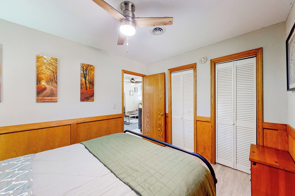 Relax at 'the Cove' Waterfront Getaway