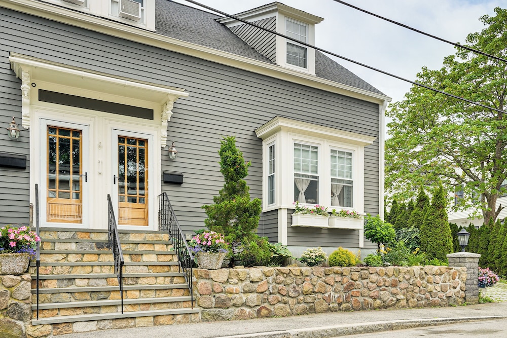 1 Mi to Beach: Manchester-by-the-sea Retreat!