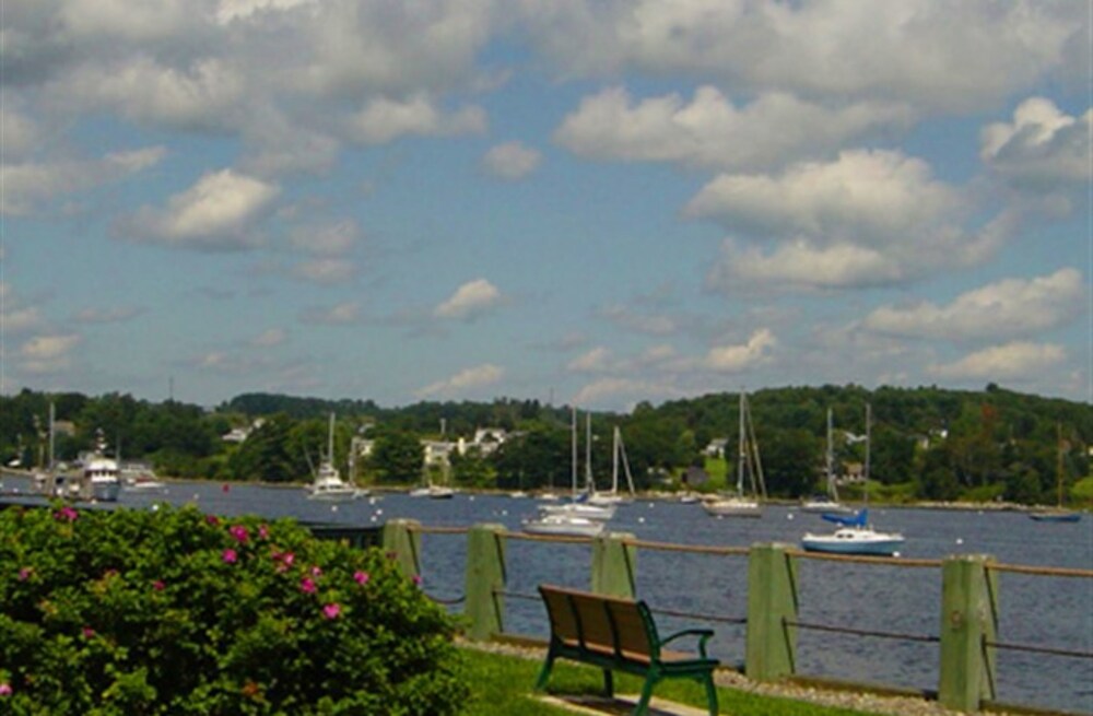 Belfast Bay Inn