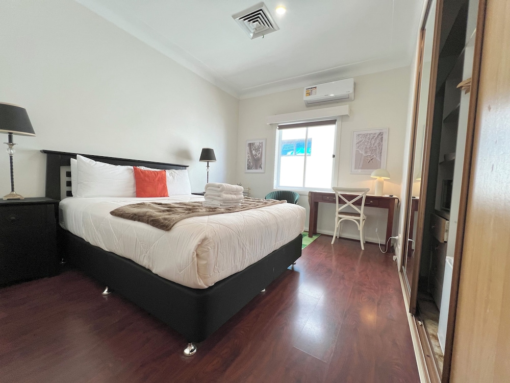 North Ryde Guest House