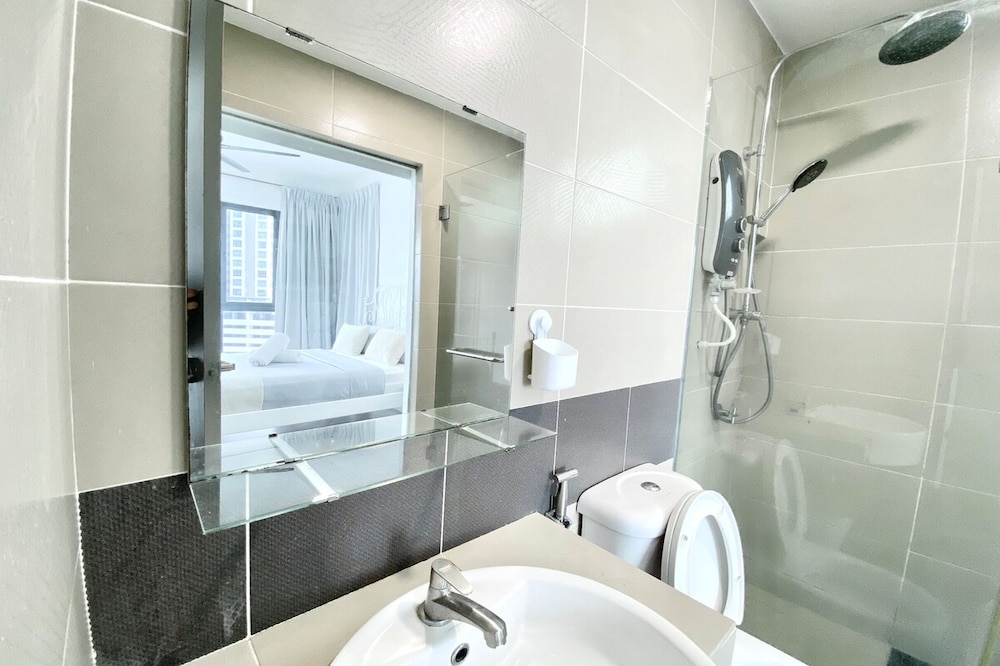 Amerin Residence Mall Apartments