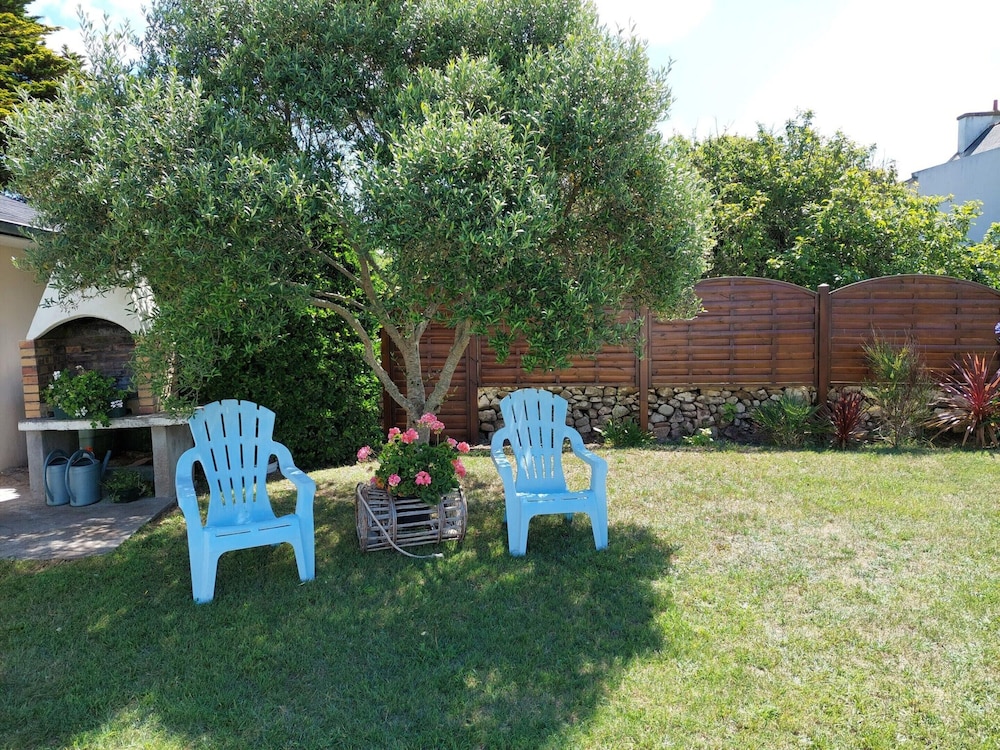 Holiday Home in Plouhinec by Audierne Bay