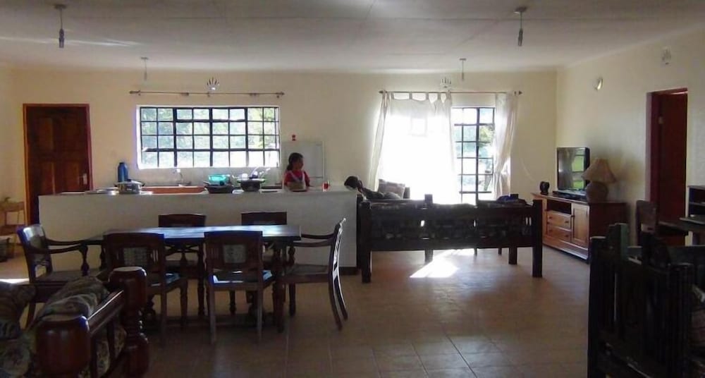 Narasha Guest House