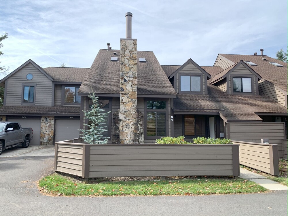 Seven Springs Sunridge 3 Bedrooms Deluxe Condo 3 Condo