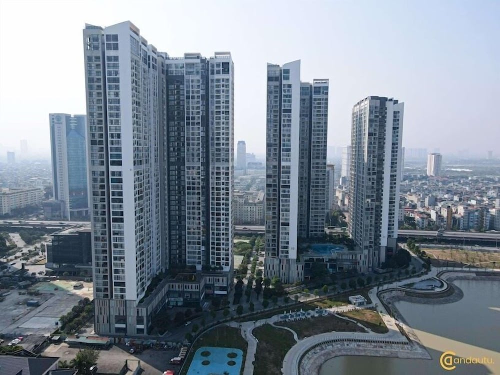 Vinhomes Skylake Apartments - Hani House