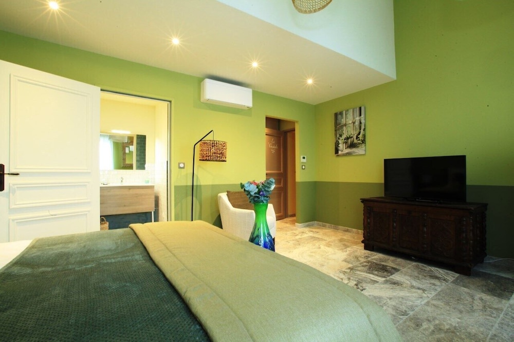 Chambres D'hôtes Les Ormes view 5