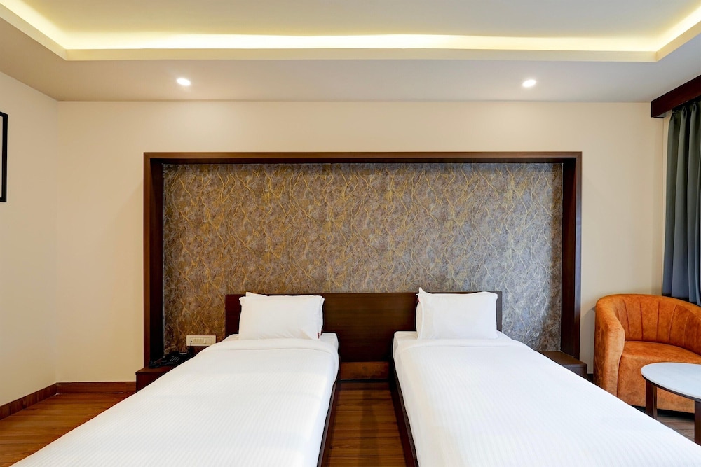 Premium Stays Near Phoenix Mall