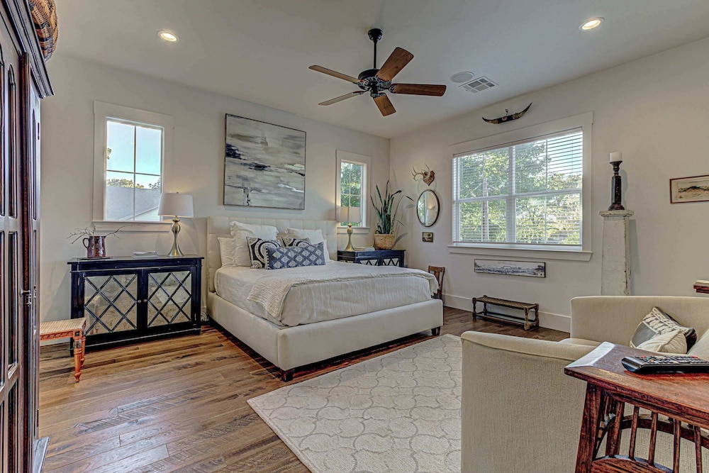 Immaculate Waterfront Home for 16 w/ Private Dock!