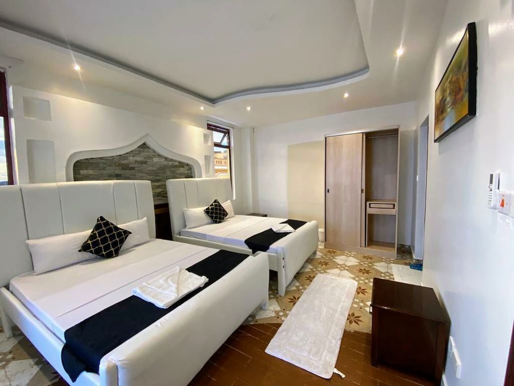 Eden Beach Resort Apartments