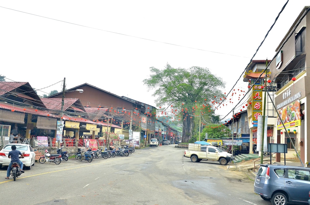 Yee Tai Cafe & Inn