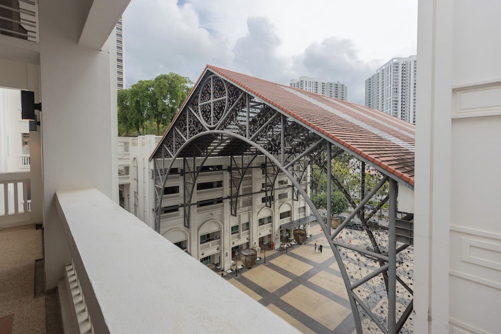 Straits Quay Waterside Suites