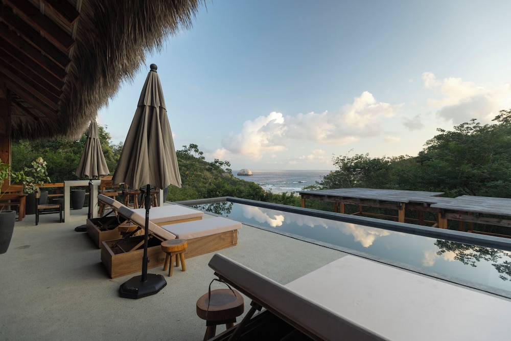 Casa Yute by Ahau Collection