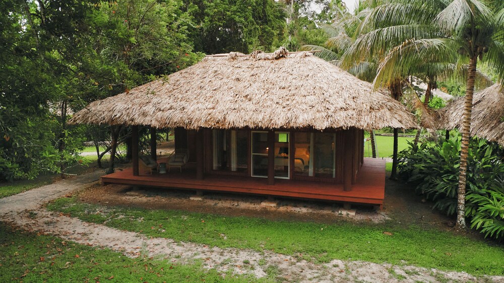 Chan Chich Lodge