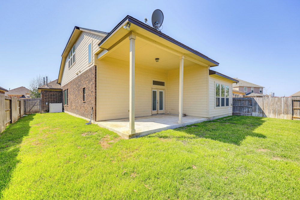 Pool Access & Fenced Yard: Modern San Antonio Gem