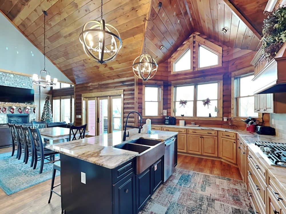 5 Solas Lodge by Jackson Mountain Rentals