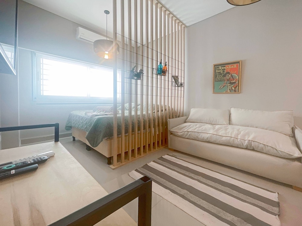 Ayres Suites Moreno