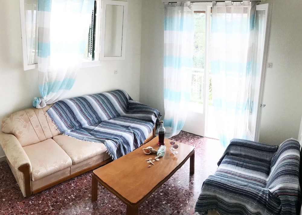 Photo 97