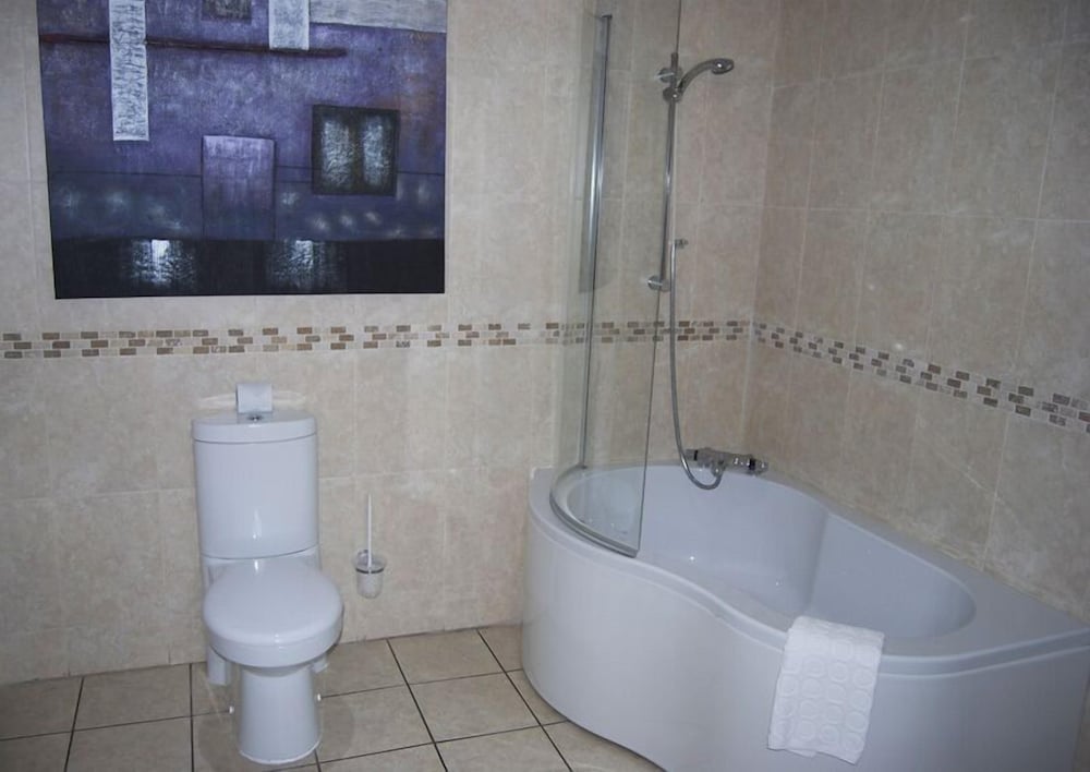 Warrington Vacations - Villaggio Hotel  Restaurant - Property Image 5