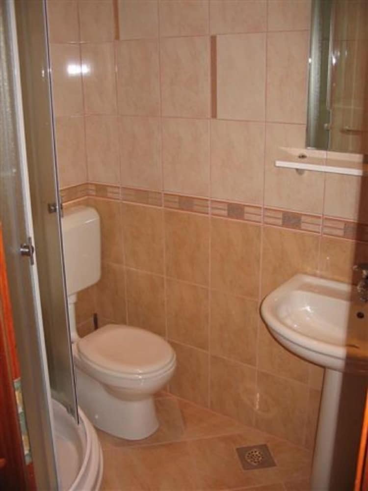Jure - Ground Floor Studio-apartments - SA1 view 4