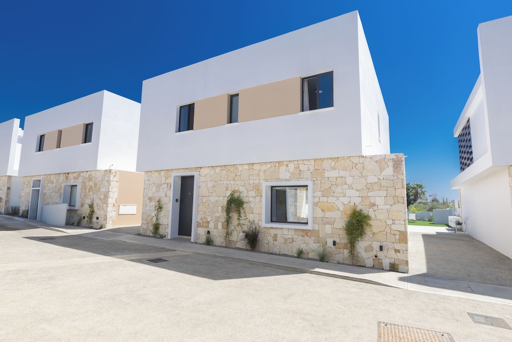 Ayia Napa Orea Villa OR8