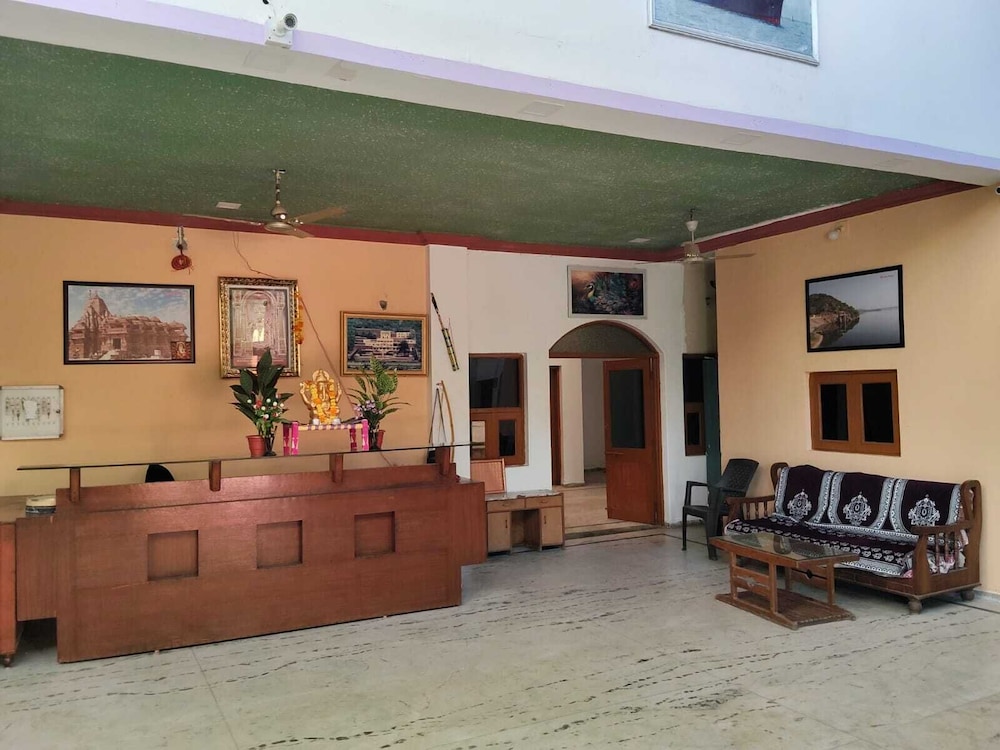 Mangal Murti Hotels Pvt. Ltd.