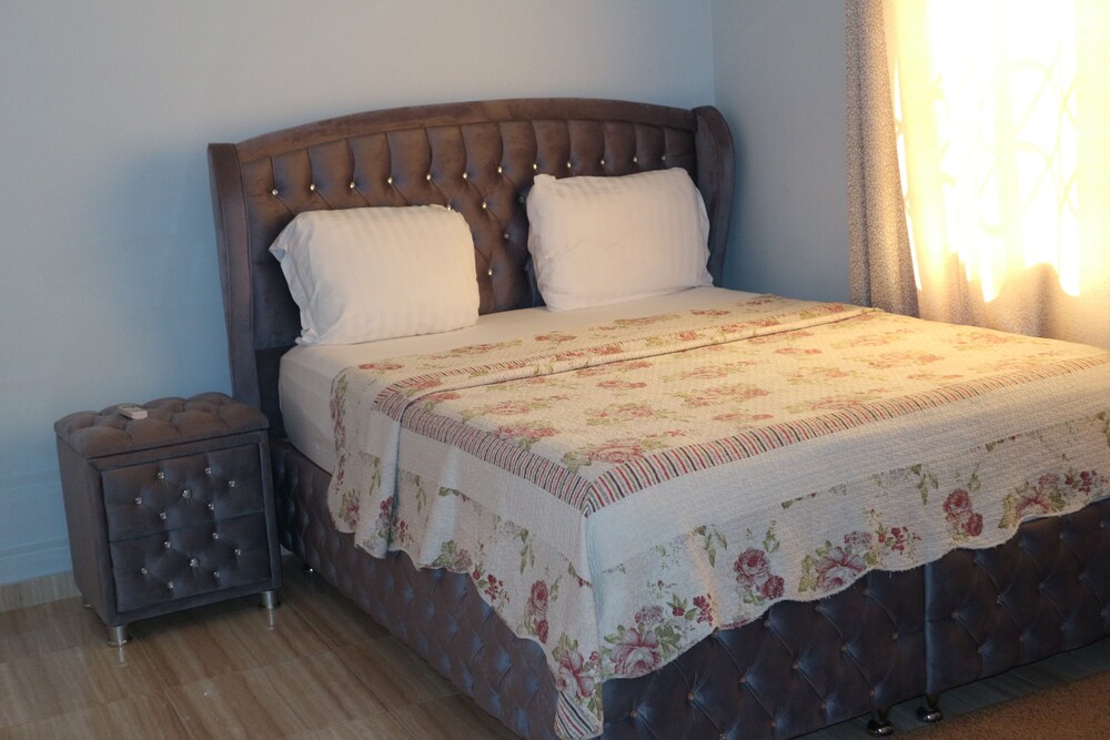 Magnolia Lodge