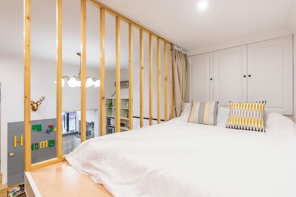 Shanghai Hills&XING 1881 Homestay