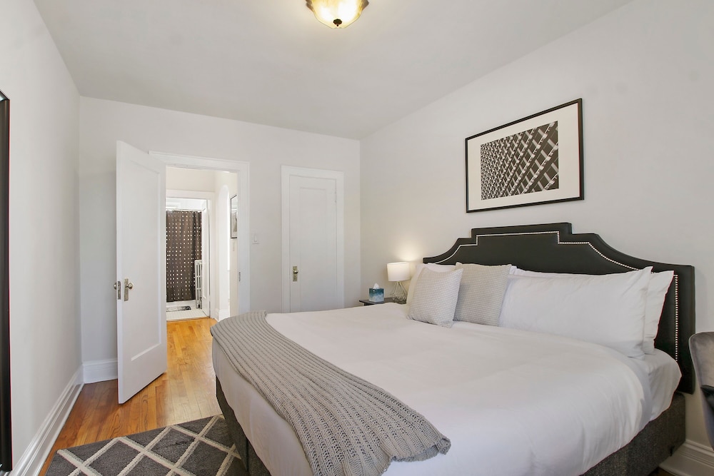 Ideal 1BR Apt - Cullom C2