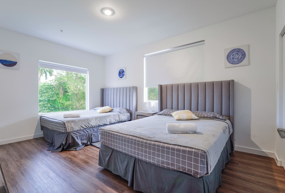 Stylish Townhouses by Design District
