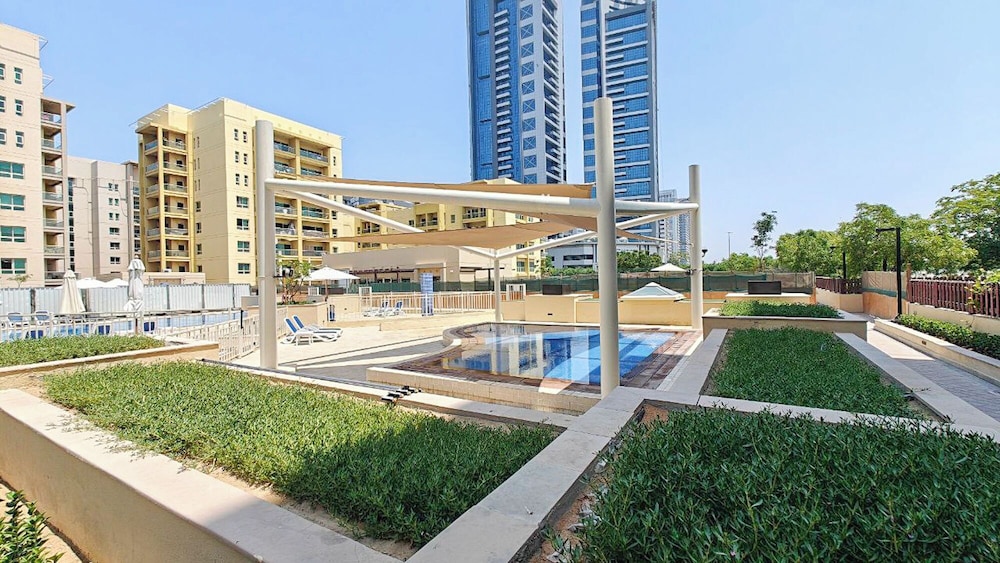 Al Alka1 Greens near Mall of the Emirate
