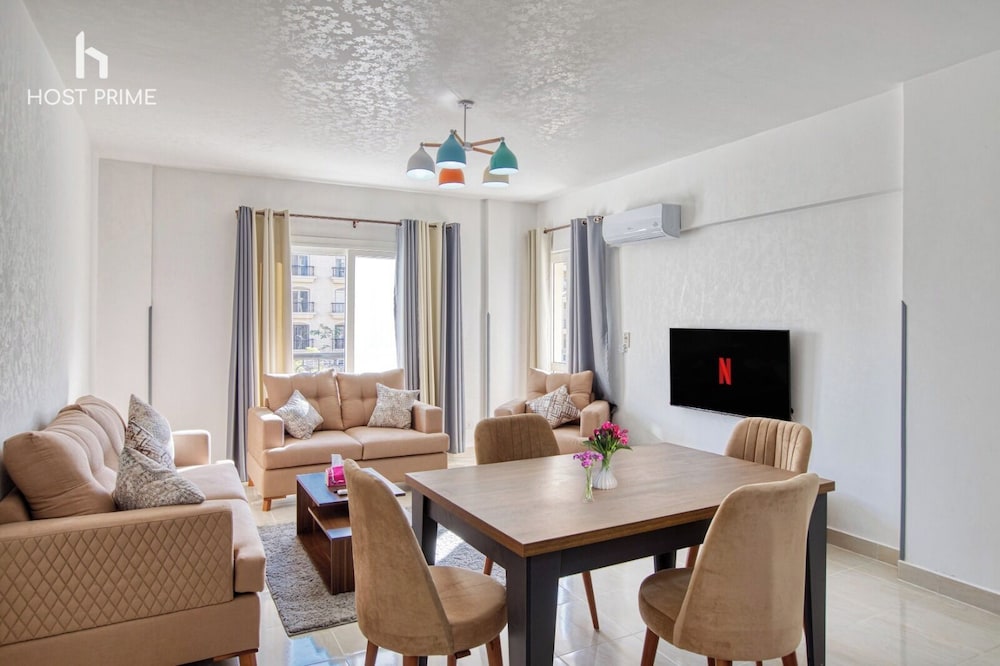 Bright apartment in rehab city