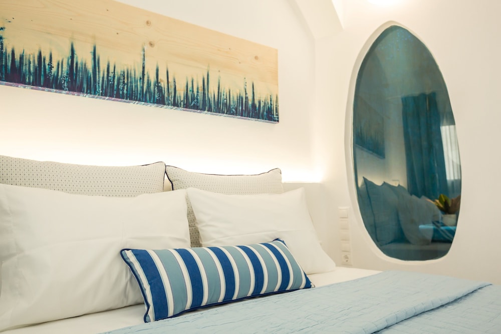 Amera Suites
