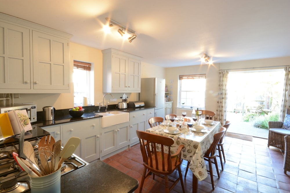 Pebble Beach Cottage, Aldeburgh