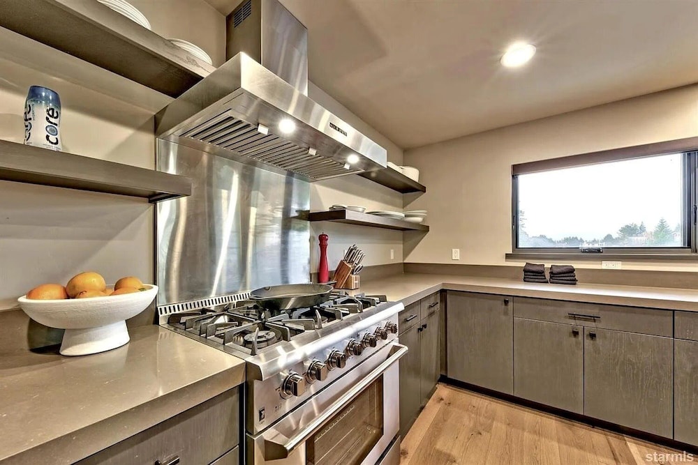 2030 Marconi Way 5 Bedroom Home