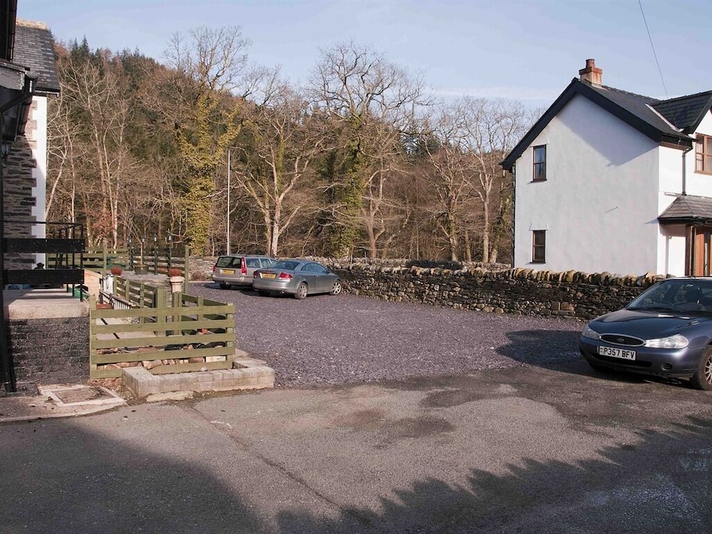 Oakfield House Bed and Breakfast