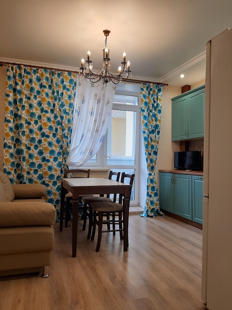 Apartment Pochtovaya 62