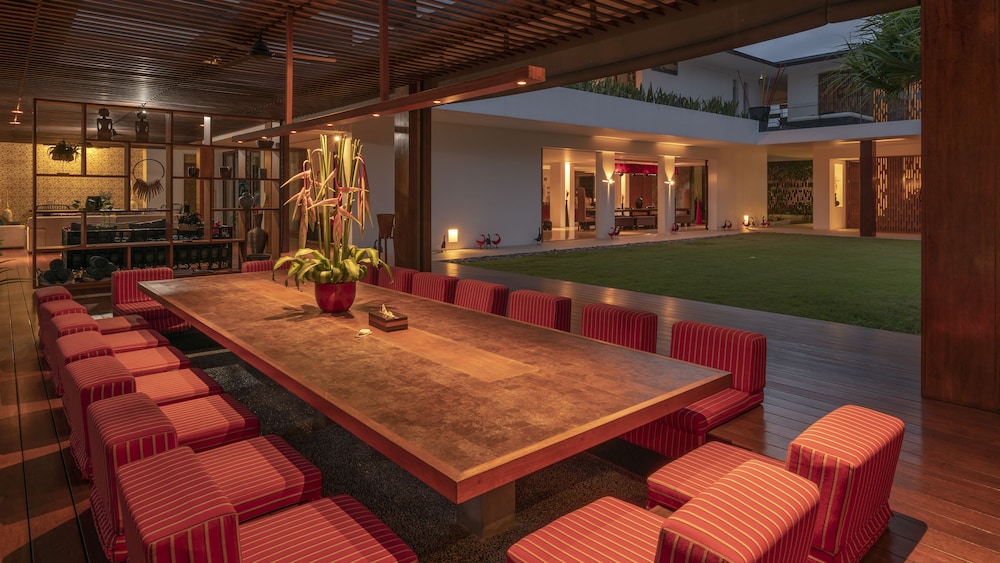 meeting & event spaces