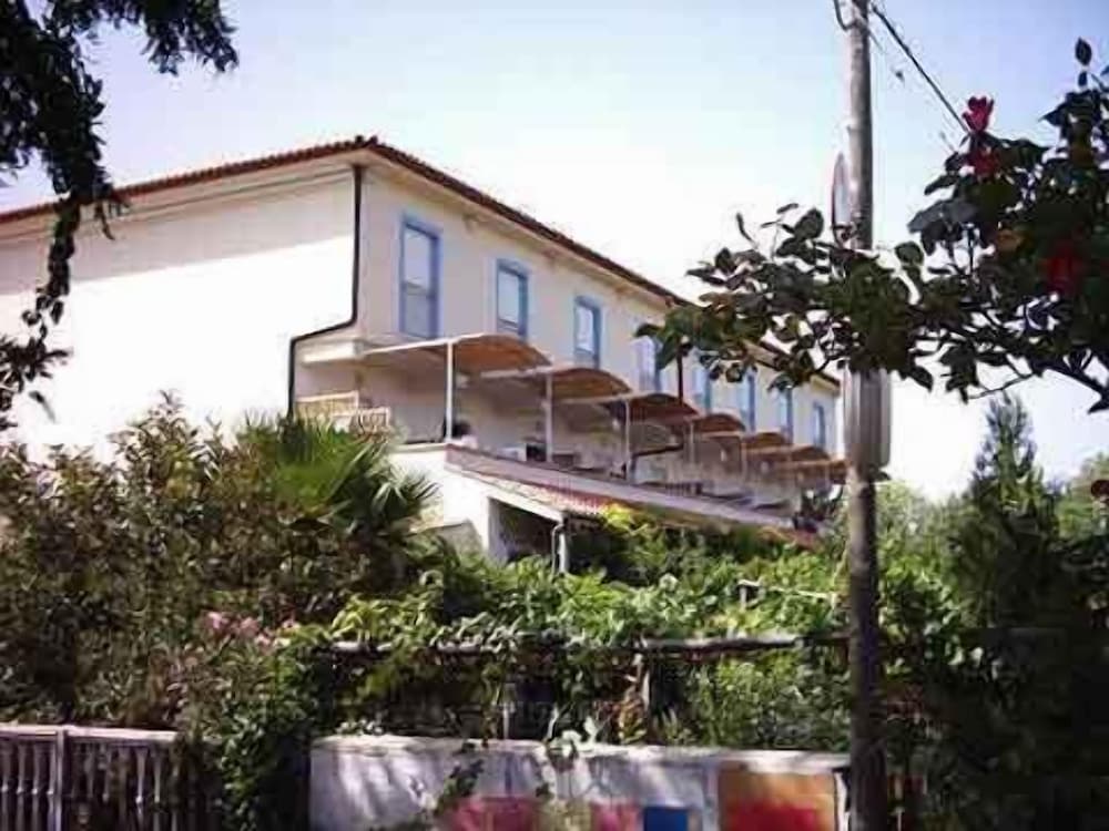 Aquamarine Residence