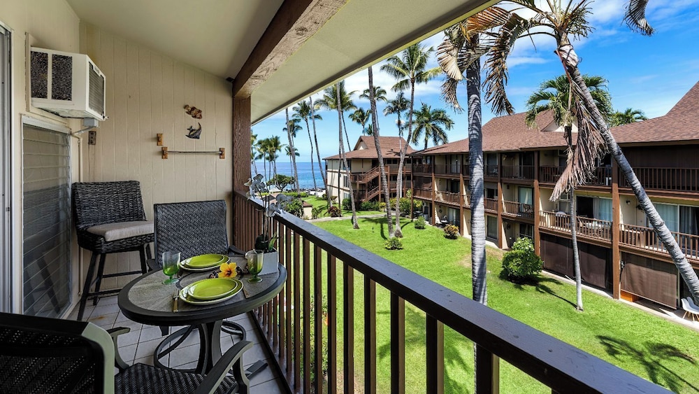 Updated Top Floor - Ocean View - Pool! - Vrkcv