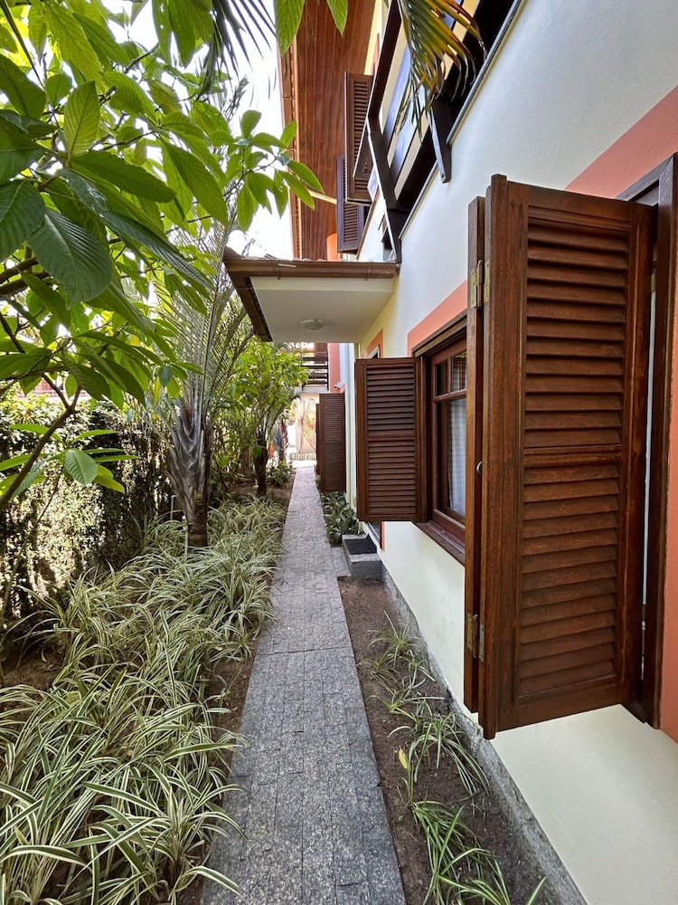 Bollté Praia Boutique Pousada - Campeche - SC