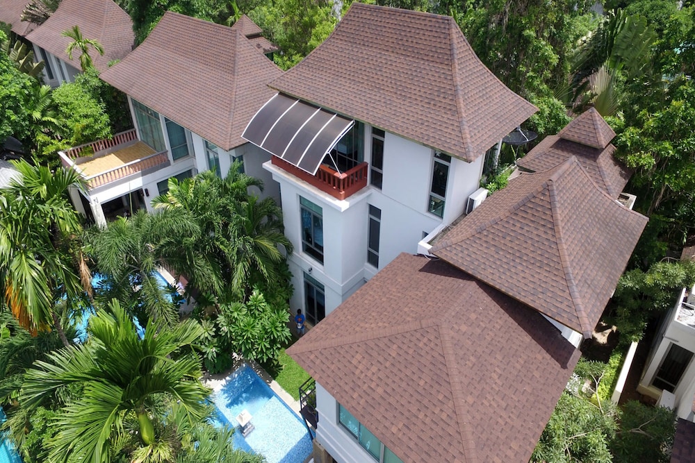 Tropical Garden Paradise Villa