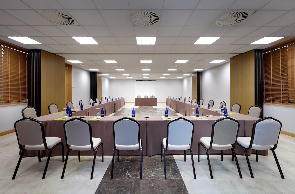 Las Rozas de Madrid Vacations - Exe Gran Hotel Almenar - Property Image 1