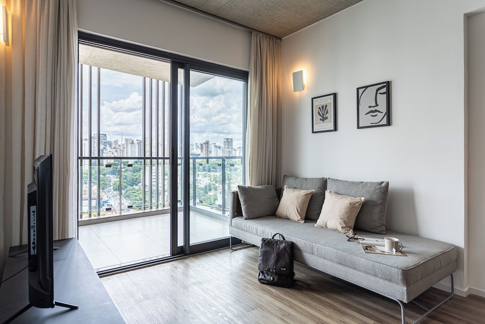 Ayra Pinheiros - Apartamentos com vista incrível para São Paulo ao lado da Rebouças e Faria Lima