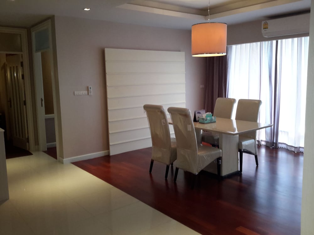 Beachfront Family Penthouse Hua Hin